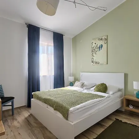 別荘 Mit Privatpool Fuer 8 Personen Ca 175 Qm In Liznjan, Istrien Suedkueste Von Istrien *
